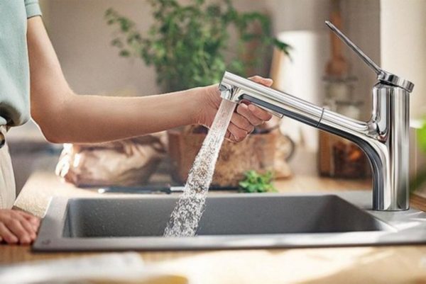 Spültischmischer Hansgrohe 150 Zesis M33 herausziehbare Geschirrbrause 2jet chrom – Bild 3